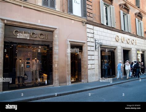 roma condotti gucci|gucci via dei condotti roma.